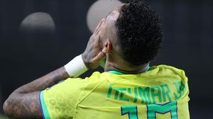 Neymar, pe patul de spital, urmează să fie operat după accidentarea suferită la echipa națională!  Neymar, pe patul de spital, urmează să fie operat după accidentarea suferită la echipa națională!