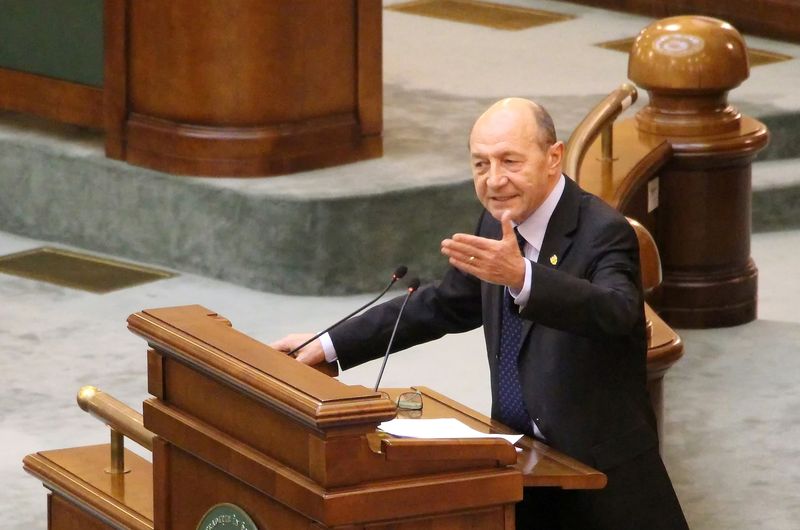 Biografie Traian Băsescu