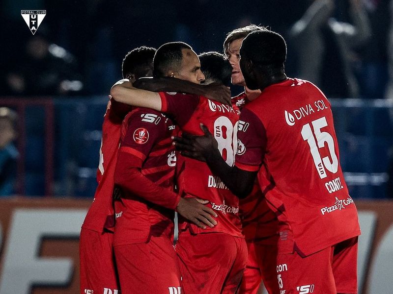 UTA Arad - Dinamo 2-1 UTA Arad - Dinamo 2-1
