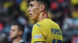Tavi Popescu a enervat conducerea FCSB-ului după galbenul primit în meciul cu Rapid! Ce fotbalist va fi titularizat pentru a întruni regula U21 Tavi Popescu a enervat conducerea FCSB-ului după galbenul primit în meciul cu Rapid! Ce fotbalist va fi titularizat pentru a întruni regula U21