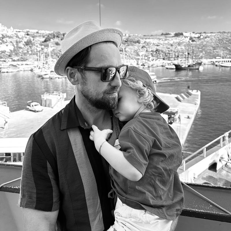 Dani Oțil, lecție de zgârcenie pentru fiul său, chiar de ziua Gabrielei Prisăcariu dani otil și tiago