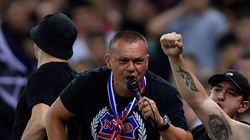 Mesajele rasiste ale suporterilor din Peluza Nord de la FCSB nu scapă nepedepsite! Mai multe plângeri penale au fost făcute împotriva galeriei „roș-albastre”