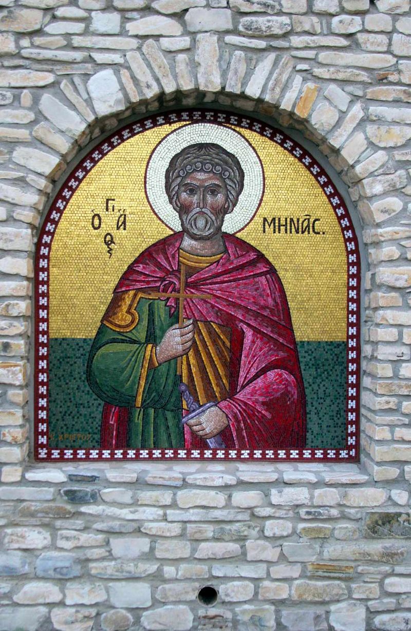 Sărbătoare 11 noiembrie 2023: Cruce neagră &icirc;n calendarul ortodox. Este ziua Sf&acirc;ntului Mina