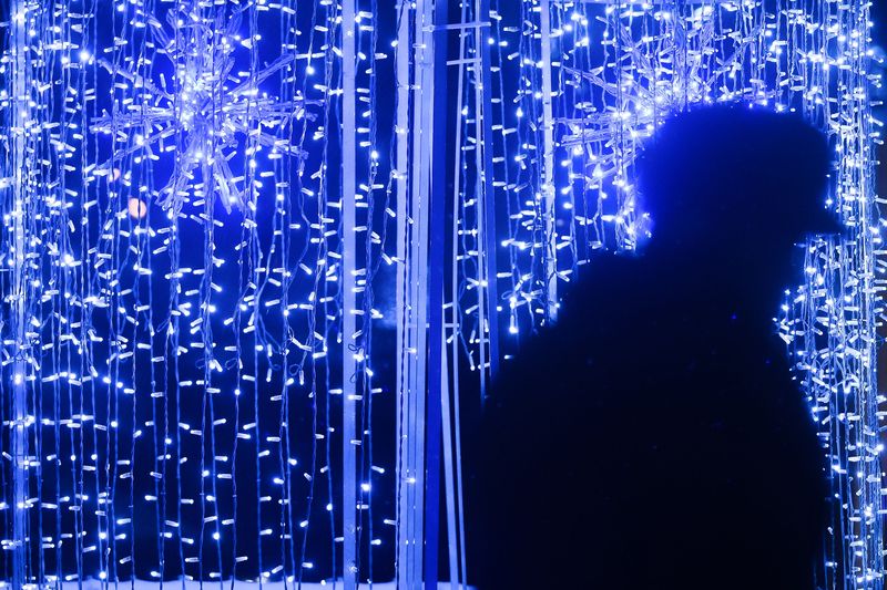 Când se aprind luminițele de Crăciun în București în 2023. Vezi data la care orașul va căpăta atmosfera de sărbătoare