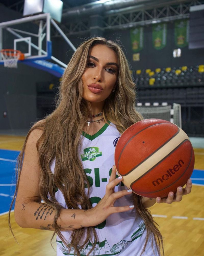 Anamaria Prodan și fiica ei, Sarah Dumitrescu