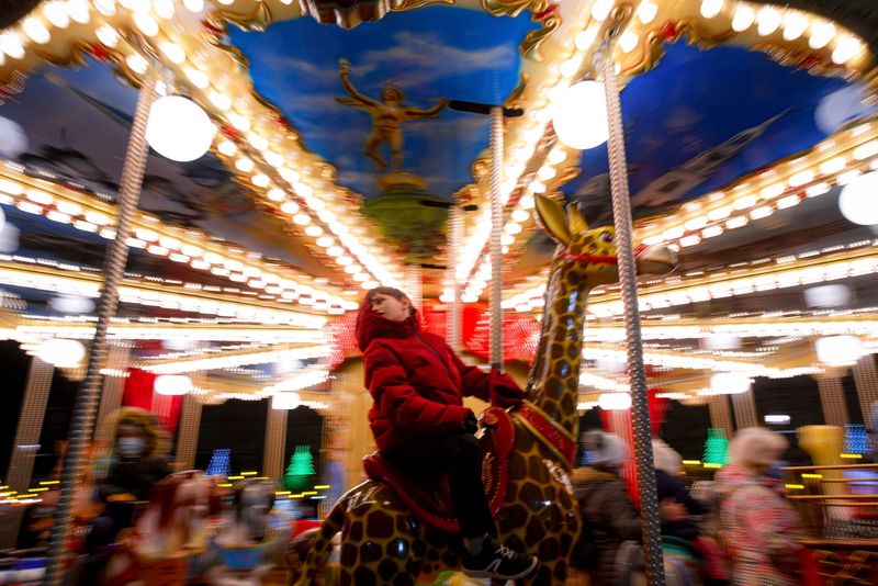 Program Târgul de Crăciun din București în 2023: Vezi ce evenimente artistice și atracții găsești la târgul de sărbători din Capitală Program Târgul de Crăciun din București în 2023 Vezi ce evenimente artistice și atracții găsești la târgul de sărbători din Capitală