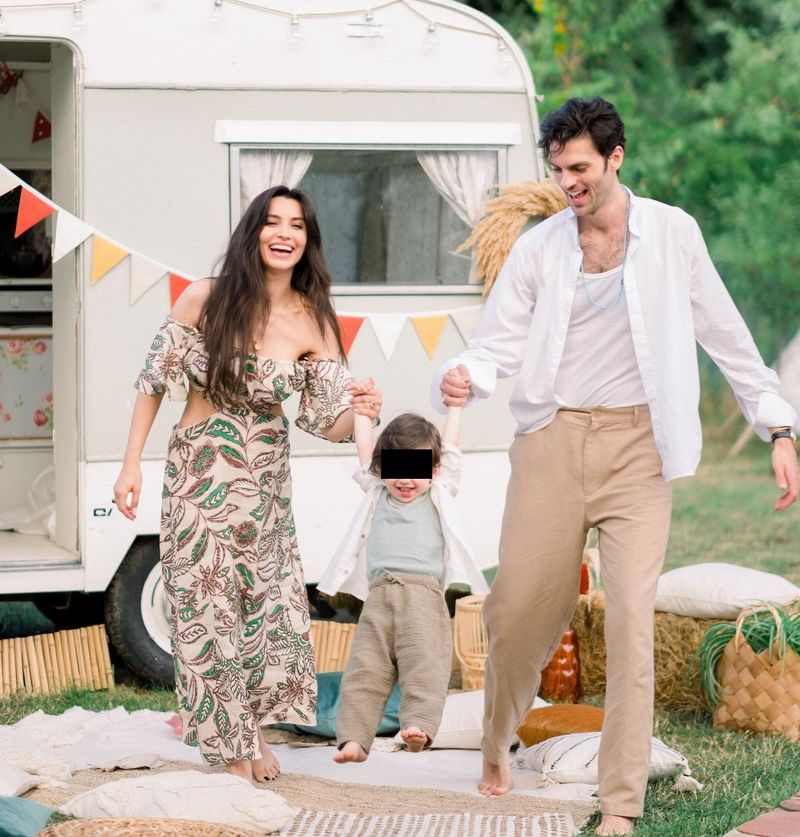 Lili Sandu, Silviu Țolu și fiul lor, TJ