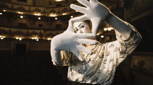 Program special de 1 Decembrie, Ziua Națională a României pentru teatre și muzee