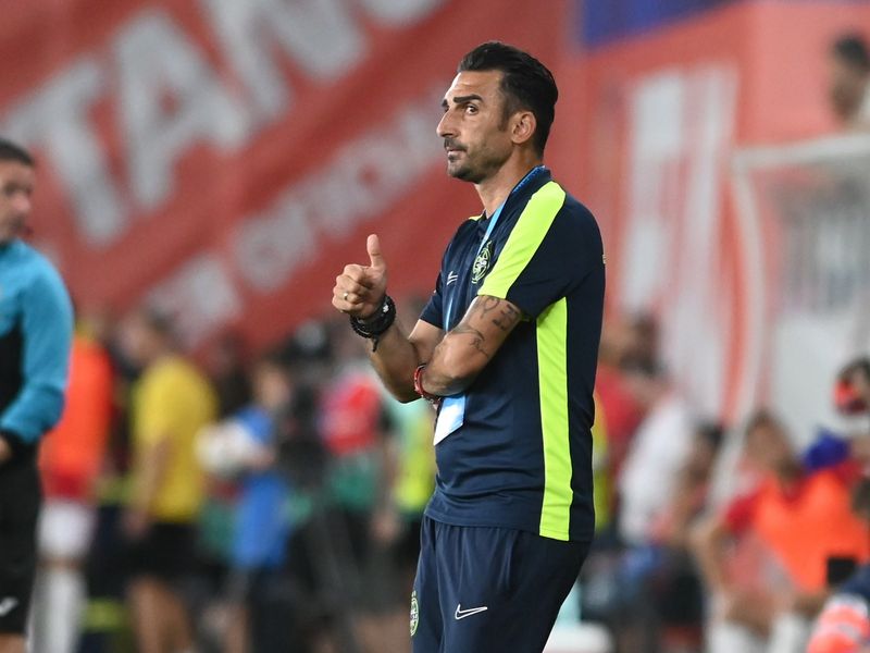 Elias Charalambous, antrenorul celor de la FCSB