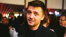 Marian Olteanu a renunțat la burlăcie?! Actorul face declarații inedite despre tânăra care l-a însoțit recent la un eveniment monden: „Eu, în viața acestei domnișoare, sunt partea intimă”