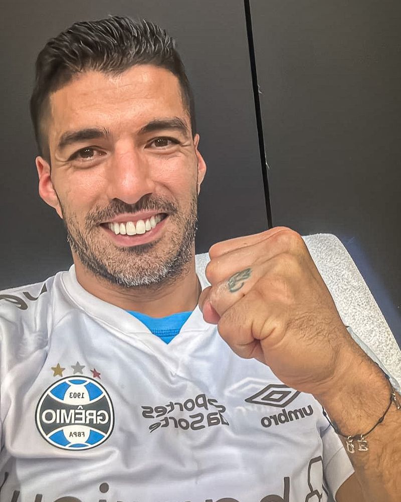 Luis Suarez, fotbalist legitimat pentru moment la Gremio
