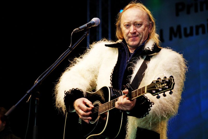 Ștefan Hrușcă, pe scenă