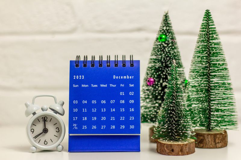 Calendar decembrie 2023