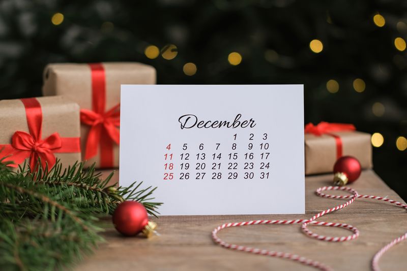 Calendar decembrie 2023