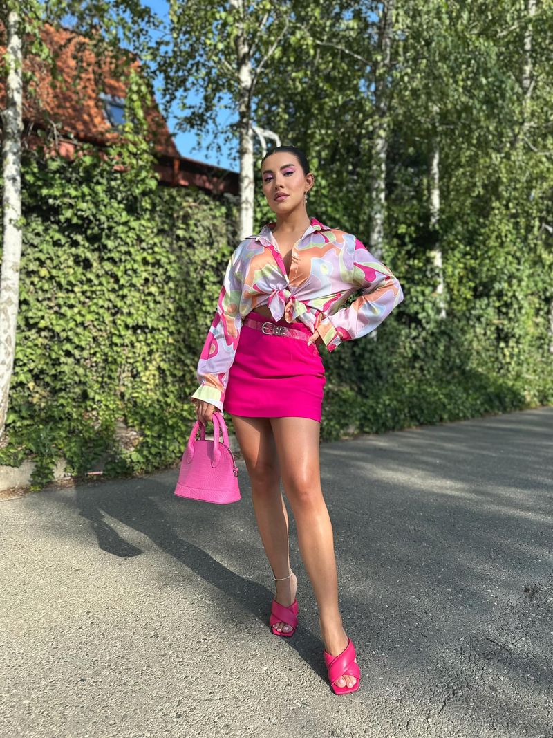 Nicoleta Nucă, îmbrăcată cu o ținută asortată ca la carte  nicoleta nucă carieră