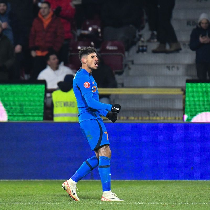 Bijuteria de gol a lui Florinel Coman a fost anulată în urma unei intervenții a camerei VAR. florinel coman cfr cluj fcsb
