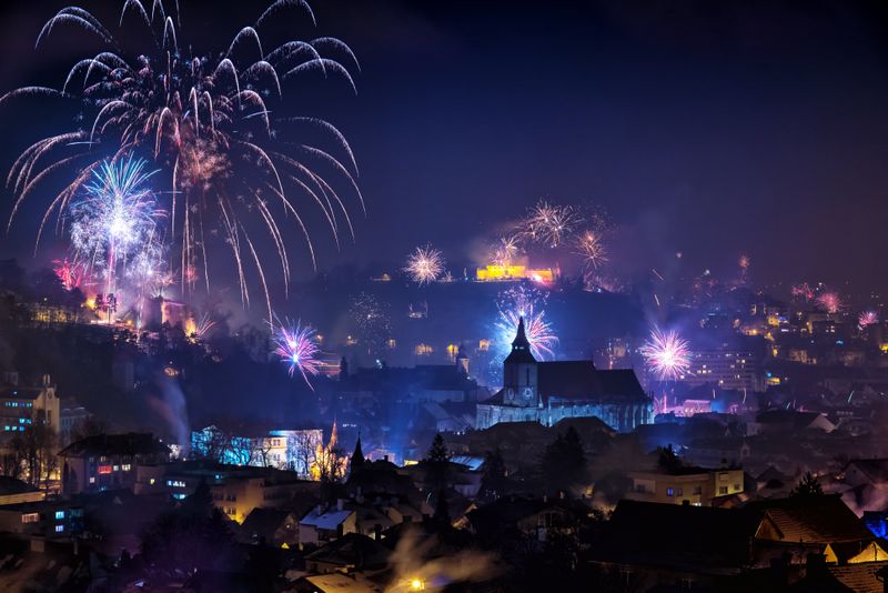 Focuri de artificii &icirc;n Brașov
