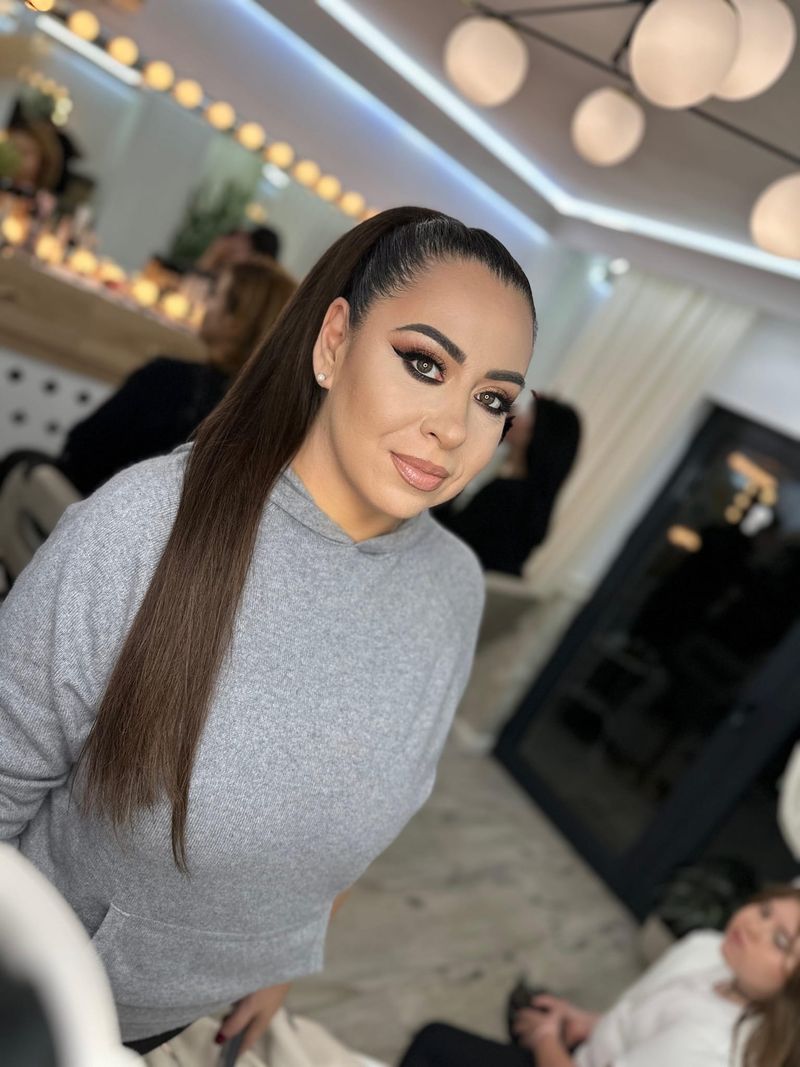 Oana Roman &icirc;și pune sufletul pe tavă