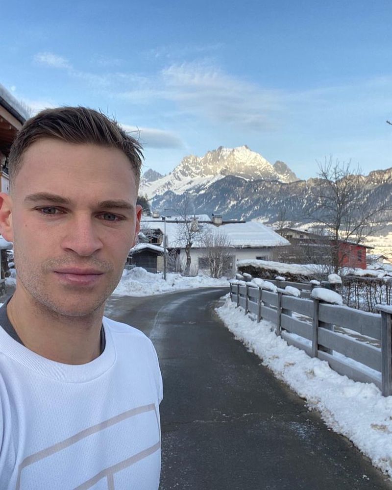 Joshua Kimmich, de opt ani jucător la Bayern Joshua Kimmich, fotbalist legitimat la Bayern Munchen