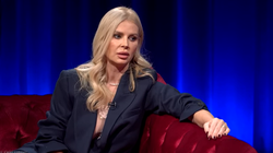 „Am scăpat de acasă, nu mă mai bate nimeni” Andreea Bănică a simțit că l-a apucat pe Dumnezeu de un picior în momentul în care a plecat de lângă tatăl ei! Îi este recunoscătoare, deși a îndurat chinuri groaznice: „L-am iubit așa cum a fost”