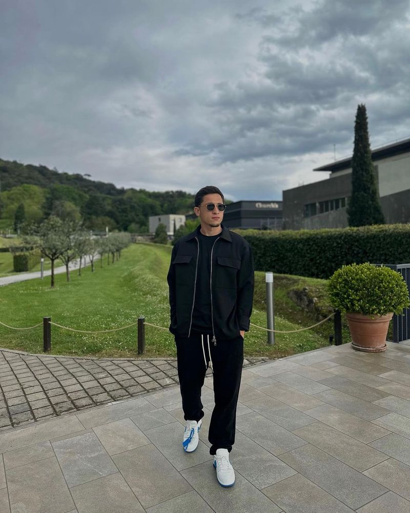 Olimpiu Moruțan a evoluat în România pentru: U Cluj, FC Botoșani și FCSB Olimpiu Moruțan, internațional român