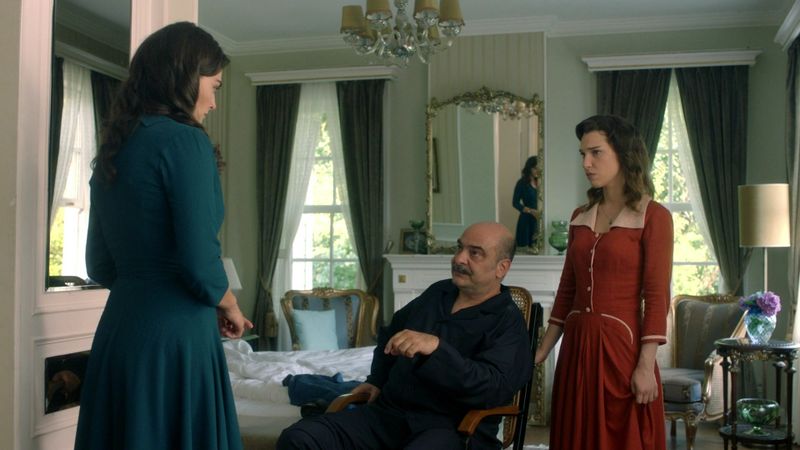 Serialul „Tărâmuri nelegiuite”