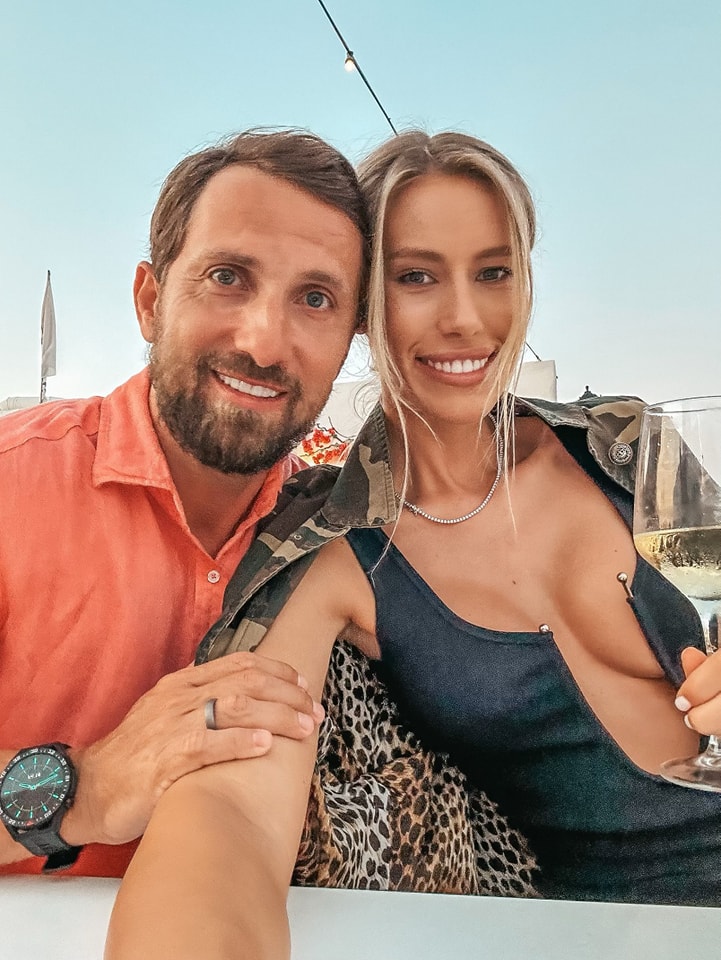 Dani Oțil și Gabriela Prisăcariu 