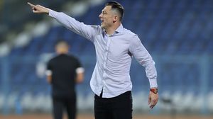 Mirel Rădoi, antrenor român