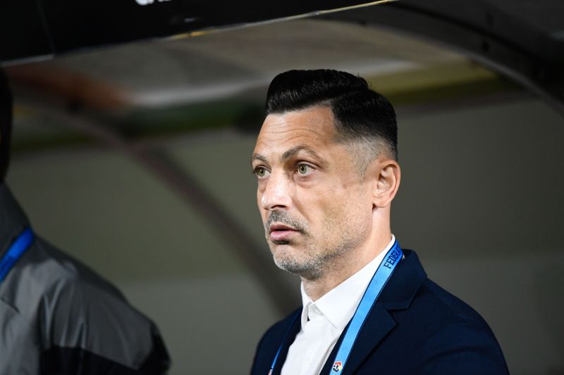 Mirel Rădoi, antrenorul celor de la Al-Bataeh