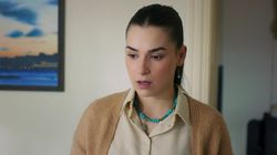 Astăzi, de la ora 19:00, în noul episod din serialul „Dragoste și speranță”. Sîla, alungată din casa lui Kuzey