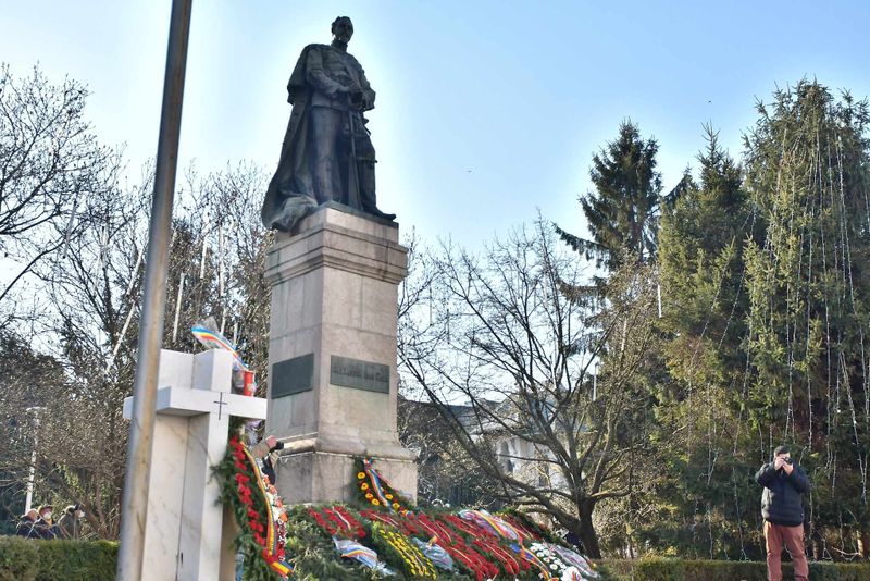 Monument, Alexandru Ioan Cuza