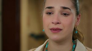 Astăzi, de la ora 19:00, în noul episod din serialul “Dragoste și speranță”. Sîla, în lacrimi după Kuzey