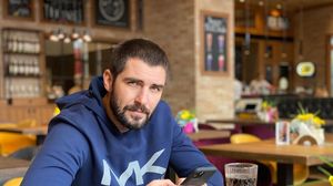 Cine este Cătălin Cazacu. Biografie: vârstă, studii, carieră. Sportivul a devenit tată la 23 de ani