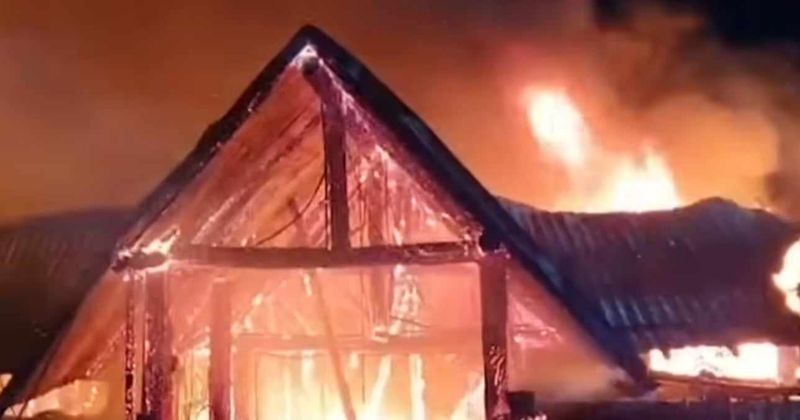 ferma dacilor incendiu