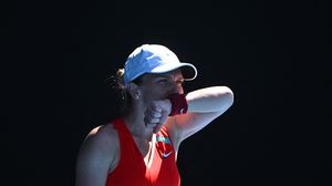 Simona Halep pe terenul de tenis