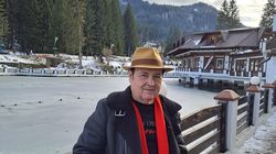 Nelu Vlad, solistul trupei Azur, diagnosticat cu hematom la creier! Artistul a ajuns de urgență la spital, după ce i s-a făcut rău pe scenă. Ce se întâmplă cu el acum: „Mi-am pierdut vederea”