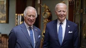 Regele Charles și Joe Biden
