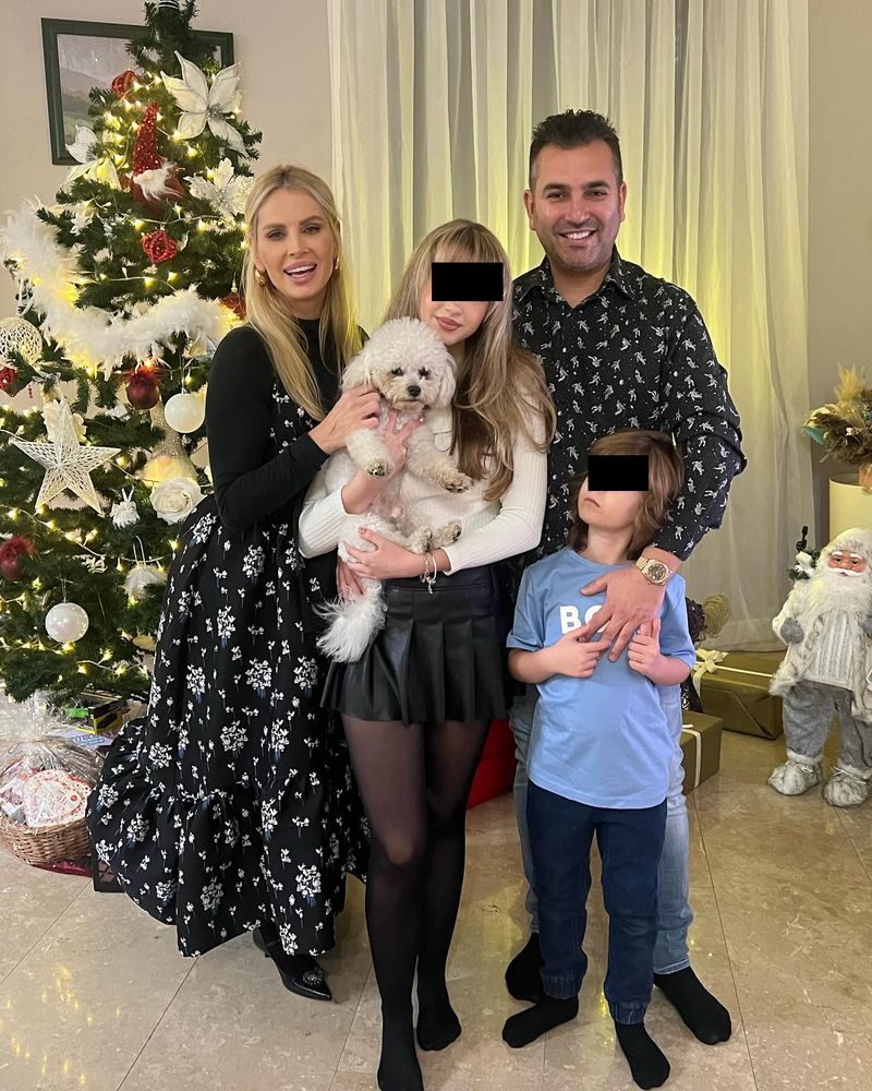 Andreea Bănică familie