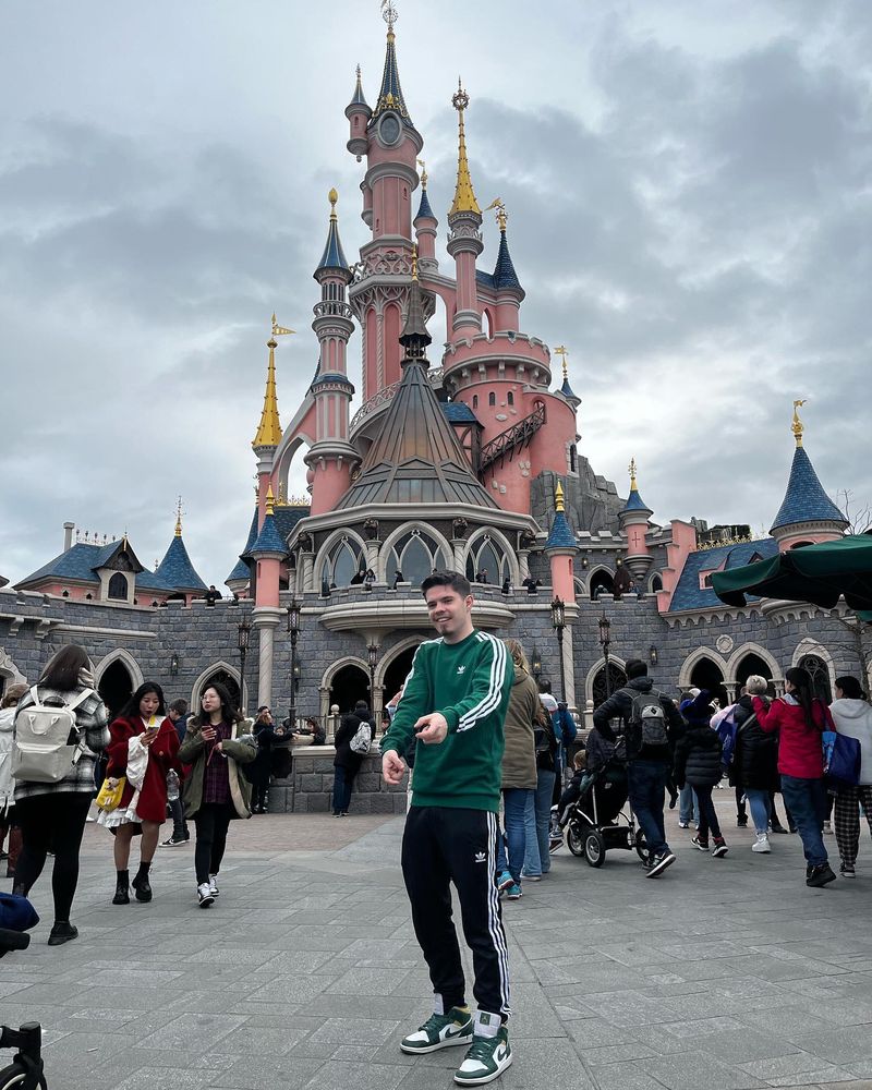 Costi Max, actor și influencer Costi Max