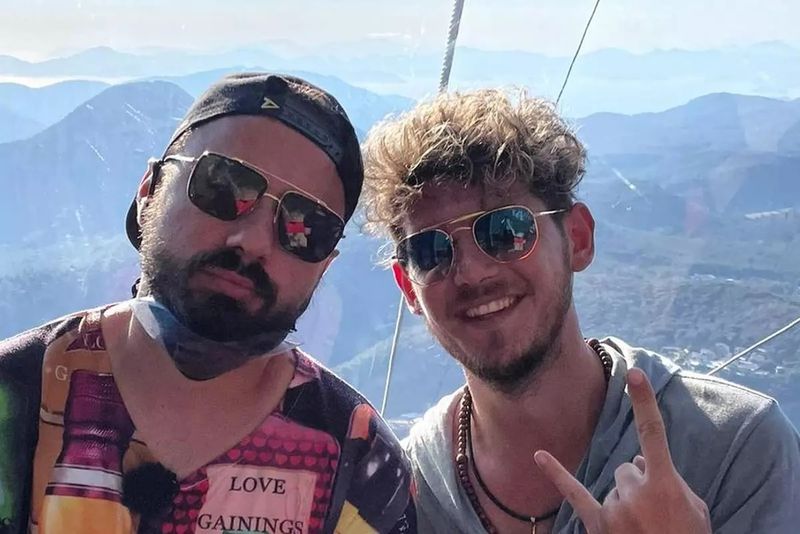 Emi și Cuza de la Noaptea Târziu