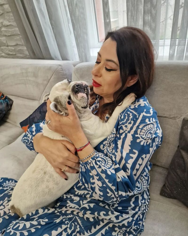 Oana Roman și regretatul său animal de companie, Bubble oana roman animal de companie