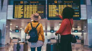 asteptare in aeroport, aeroport, zboruri ieftine 