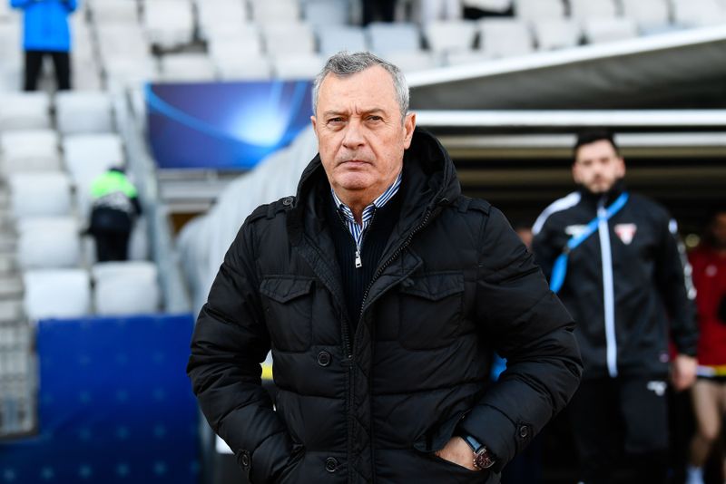 Antrenorul echipei UTA, Mircea Rednic
