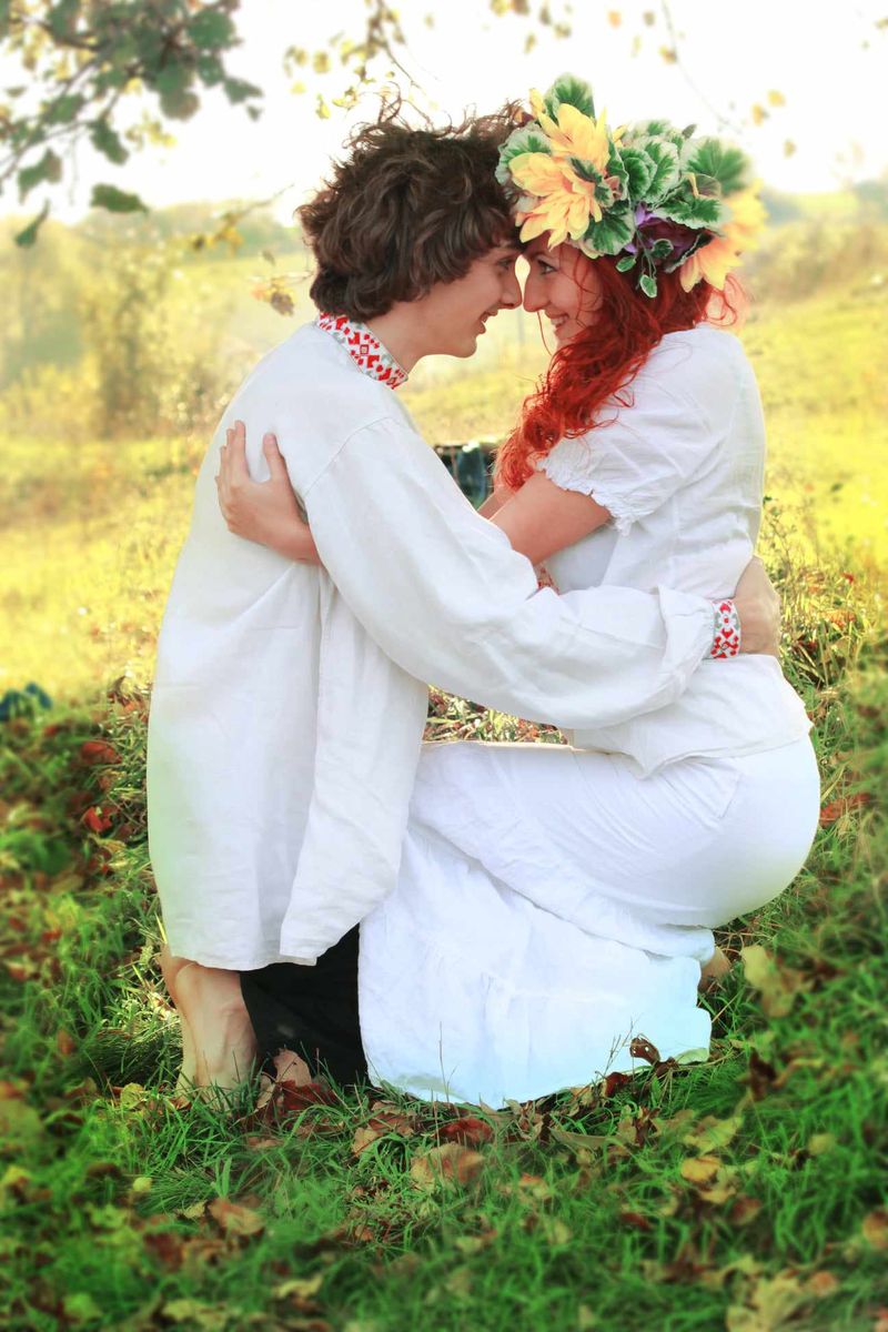 tineri indragostiti de dragobete 