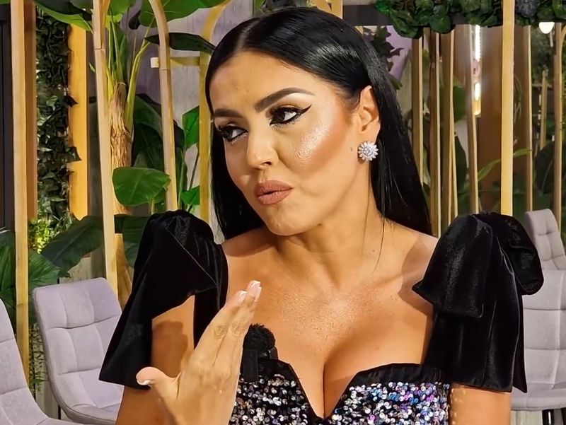 Andreea Mantea Andreea Mantea