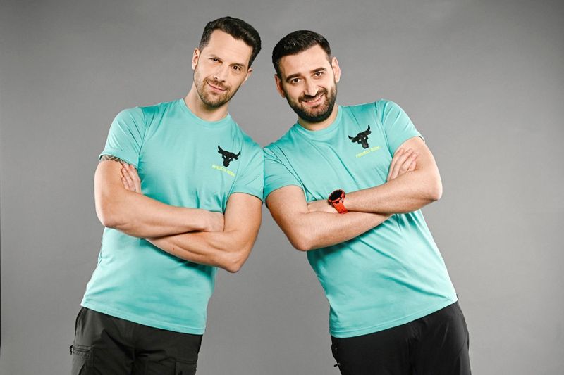 Adi Nartea și Cosmin Vîjeu