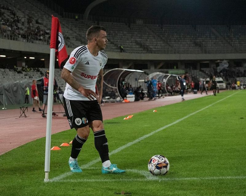 Dan Nistor a ratat cea ma importantă ocazie de gol în partida cu FCSB, o lovitură de la 11 metri. dan nistor penalty ratat