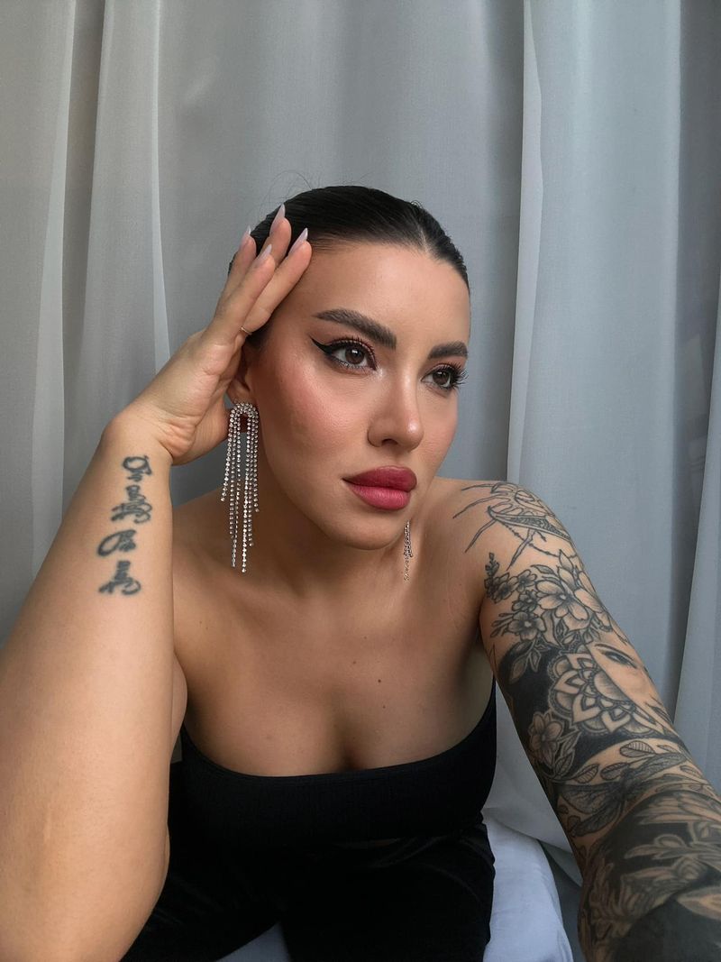 Nicoleta Nucă 