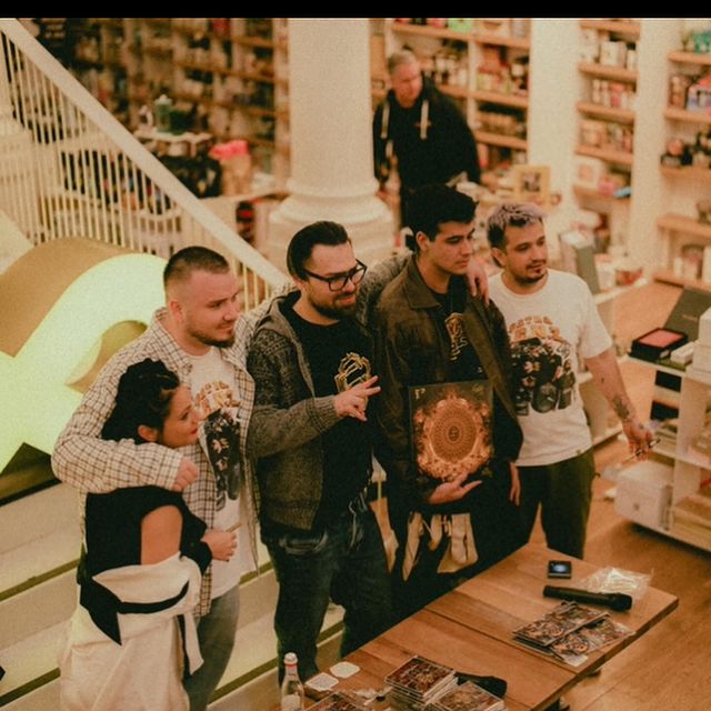 Mădălina Crețan și trupa Șatra B.E.N.Z.