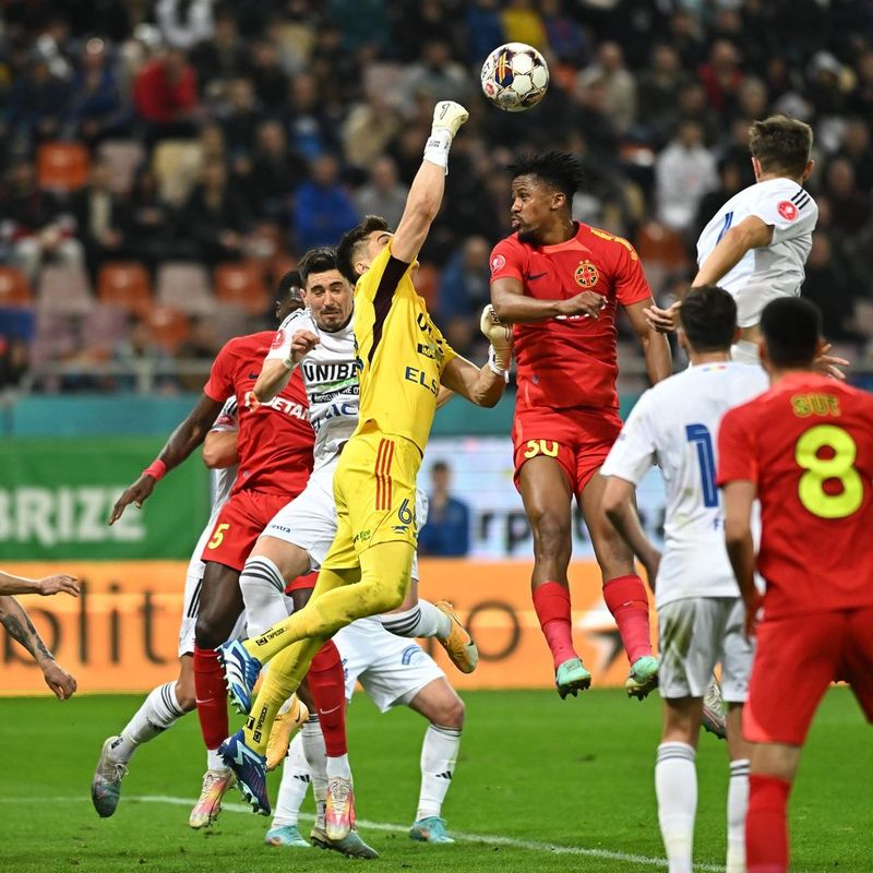 FCSB s-a impus pe teren propriu împotriva celor de la FC Botoșani, scor final 3-2 fcsb fc botosani